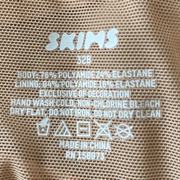 NEW Skims Fits Everybody Unlined Underwire Bra in Clay - 32B - Picture 15 of 15